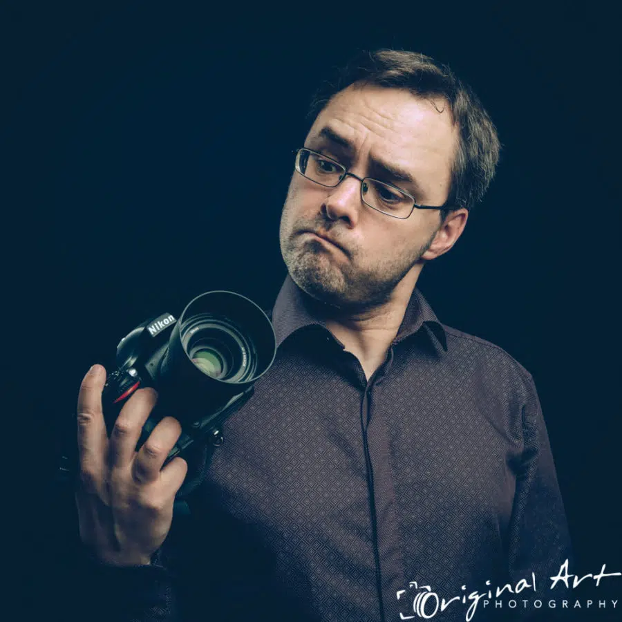Personal Branding - Joe Lenton with camera - comic profile pic