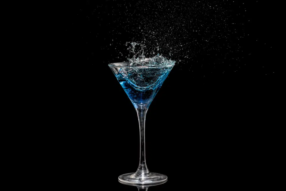 Drinks Photography - cocktail glass with splash