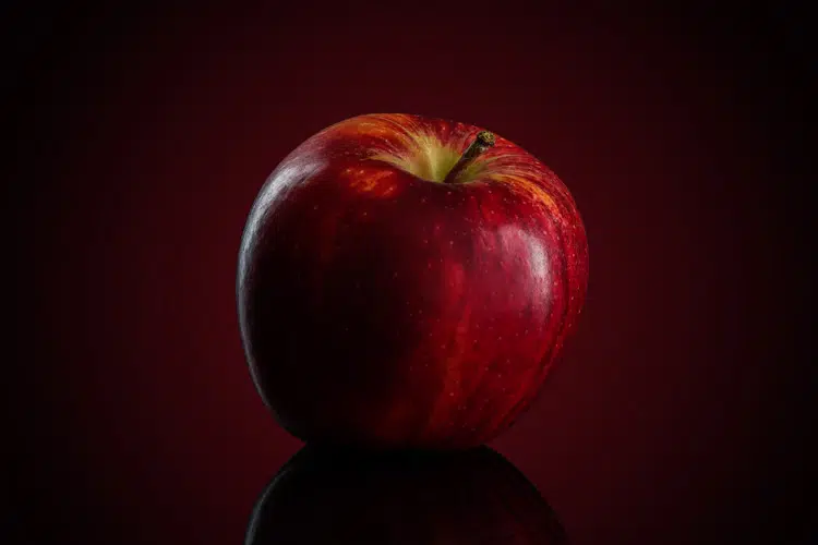 Red Apple with red glow behind